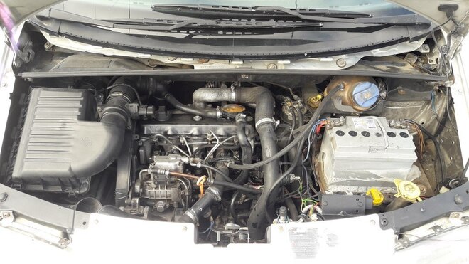 Ford Galaxy-7
