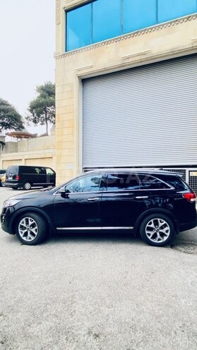 Kia Sorento-8