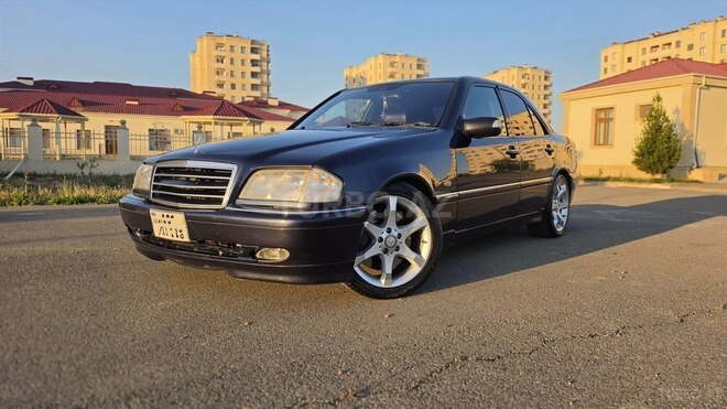 Mercedes C 240-6