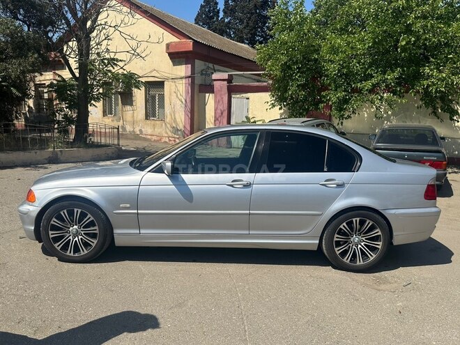 BMW 325-9