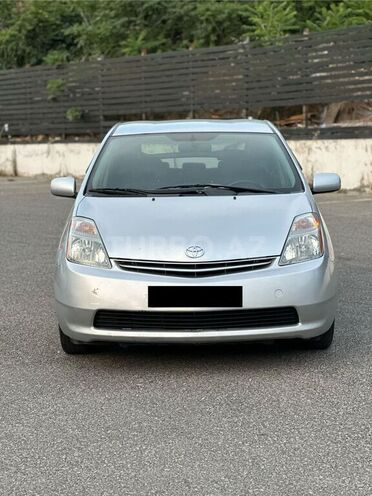 Toyota Prius-2