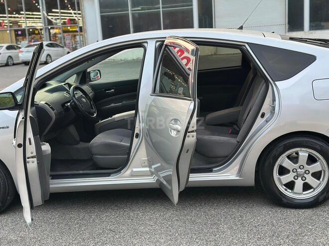 Toyota Prius-9