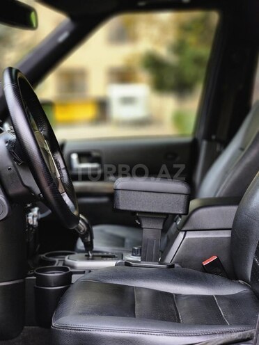 Land Rover Discovery-2