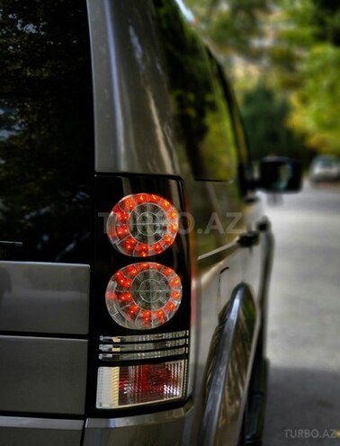 Land Rover Discovery-9