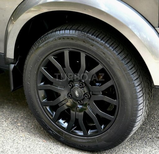 Land Rover Discovery-7