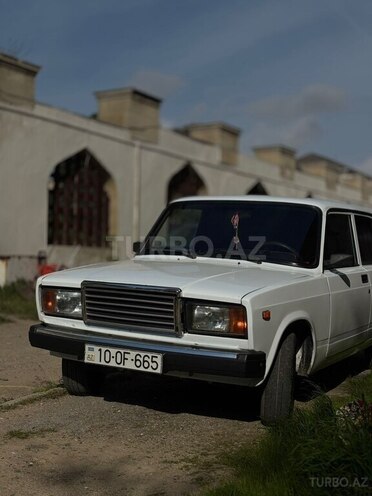 LADA (VAZ) 2107-4