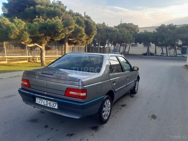 Peugeot 405-5