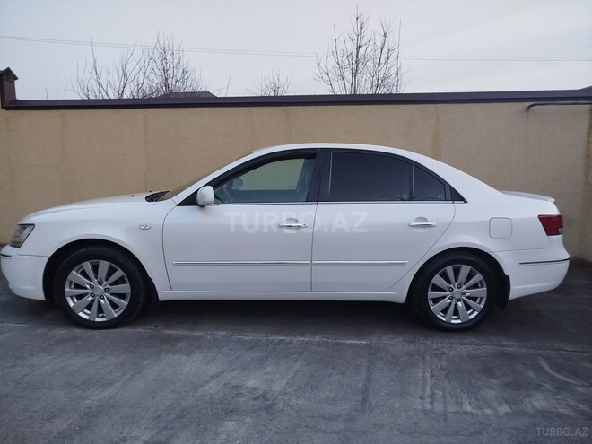 Hyundai Sonata-5