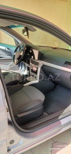 Opel Astra-7