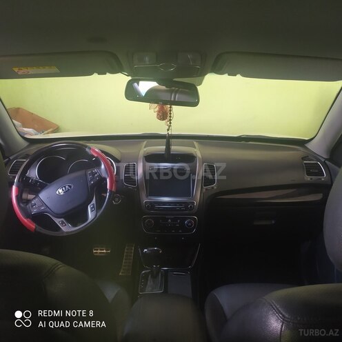 Kia Sorento-20