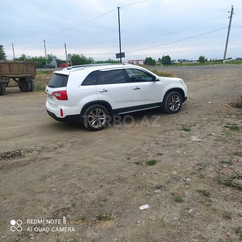 Kia Sorento-4