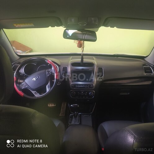 Kia Sorento-19