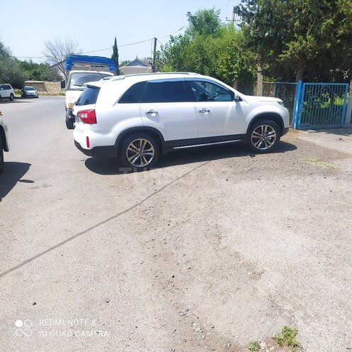 Kia Sorento-5