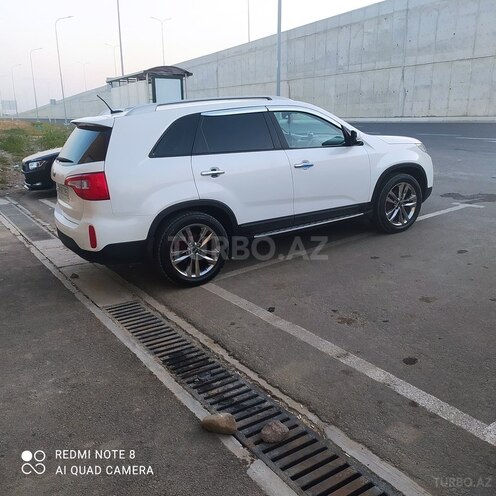 Kia Sorento-14