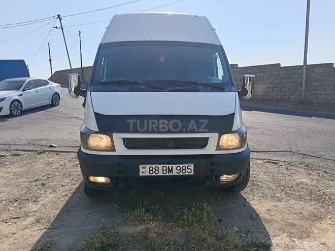 Ford Transit-1