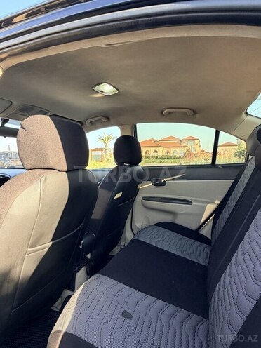 Hyundai Accent-5