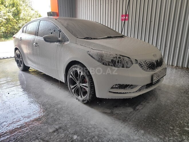 Kia Cerato-8