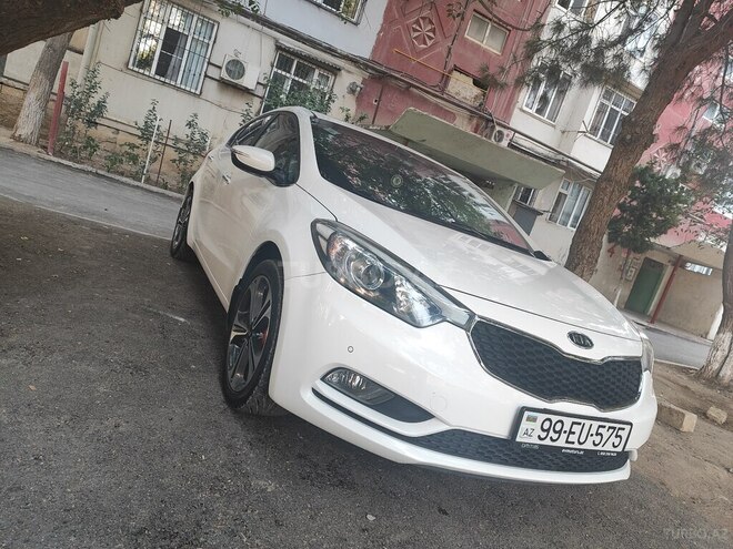 Kia Cerato-5