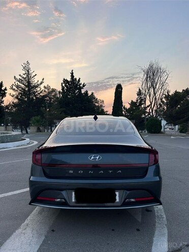 Hyundai Sonata-5