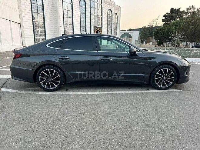 Hyundai Sonata-7