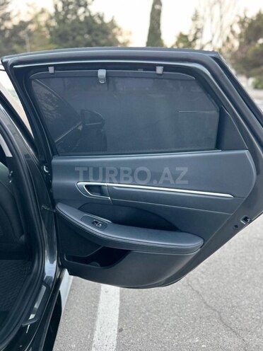 Hyundai Sonata-9
