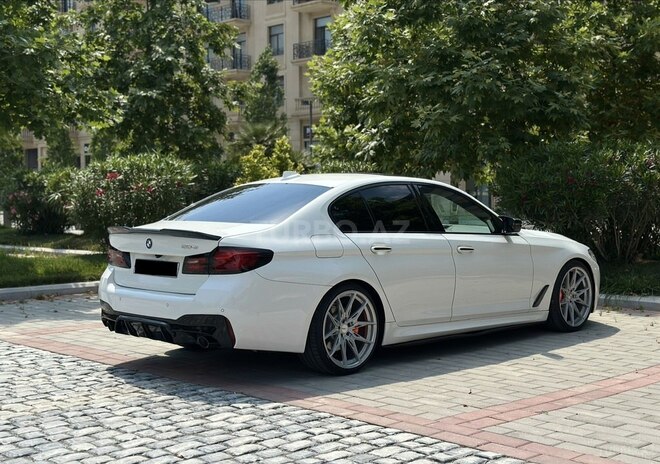 BMW 530-5