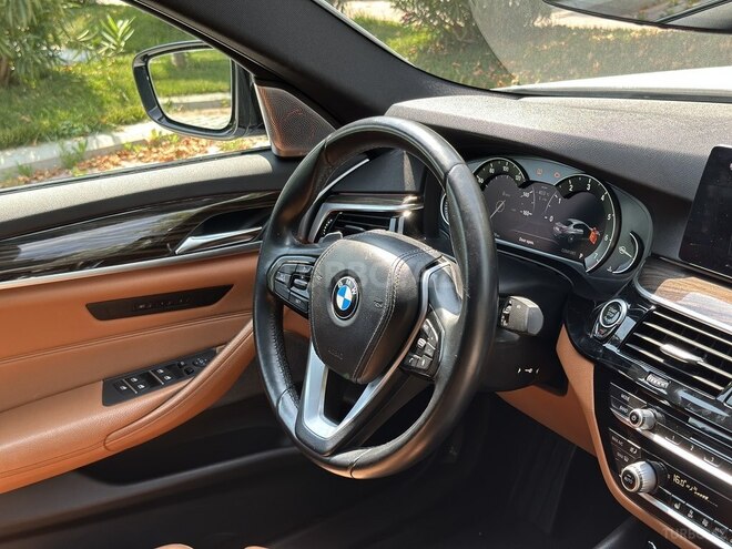 BMW 530-9