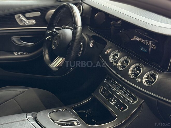 Mercedes E 200-8