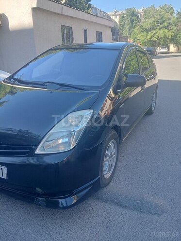 Toyota Prius-2