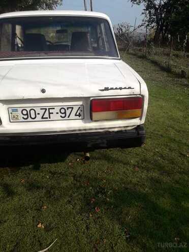 LADA (VAZ) 2107-2