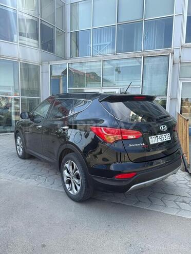 Hyundai Santa Fe-3