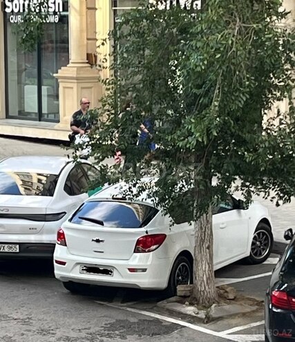 Chevrolet Cruze-5