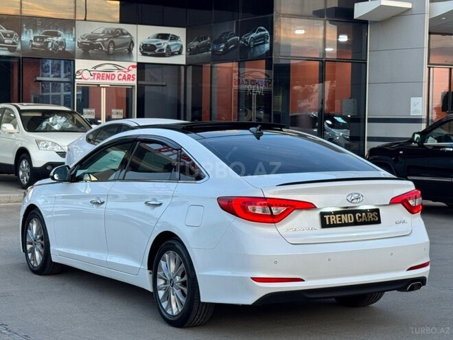 Hyundai Sonata-4
