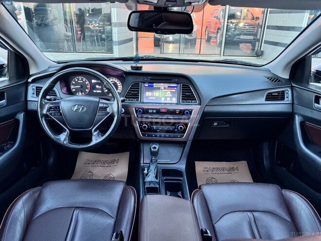 Hyundai Sonata-20