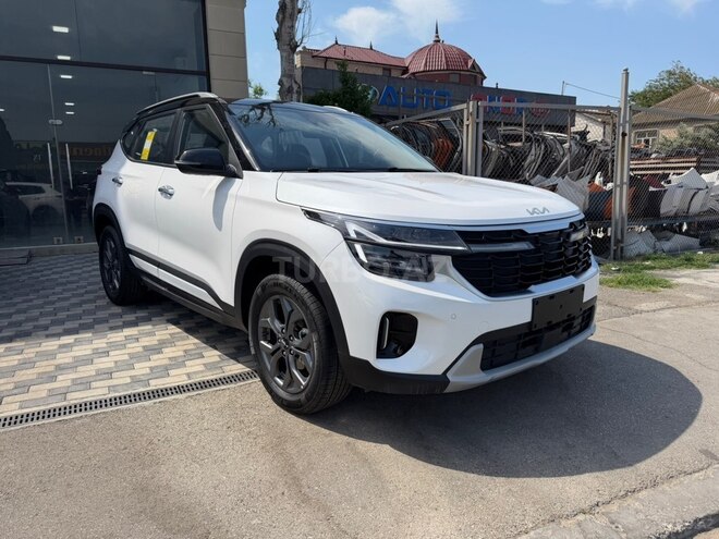 Kia Seltos-4