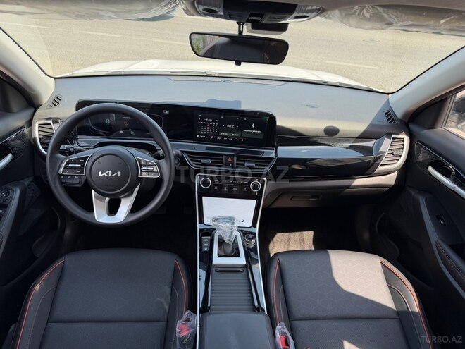 Kia Seltos-3