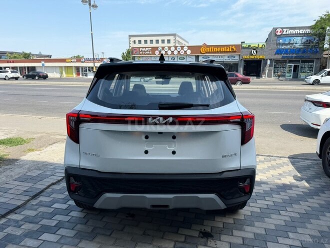 Kia Seltos-2