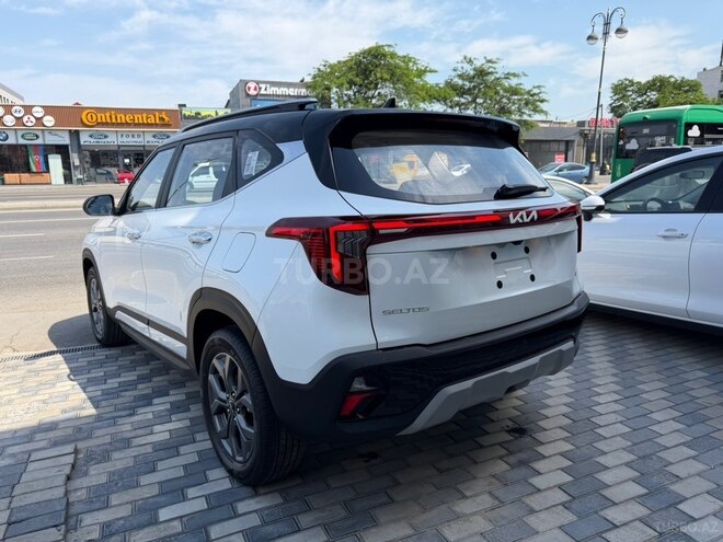 Kia Seltos-7