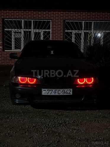 BMW 528-3