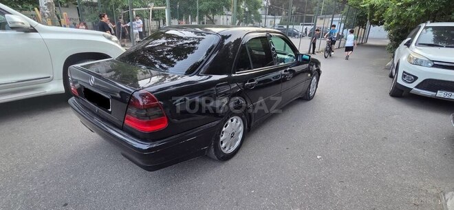 Mercedes C 220-6