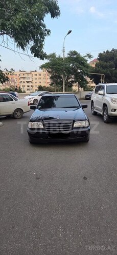 Mercedes C 220-2