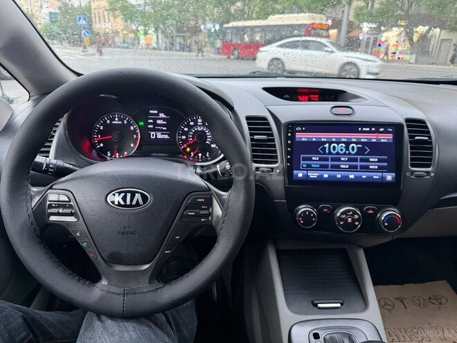 Kia Forte-16
