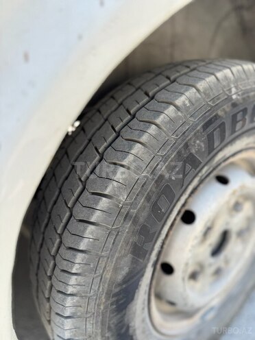 Ford Transit-5