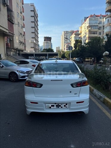Mitsubishi Lancer-3