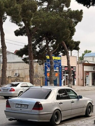 Mercedes C 240-3
