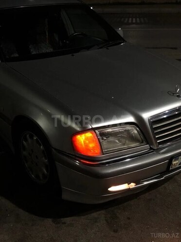 Mercedes C 240-7