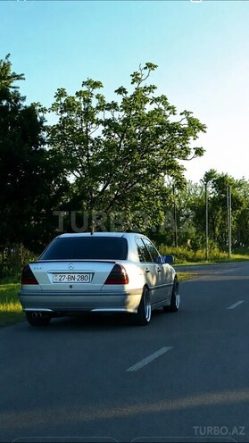 Mercedes C 240-6