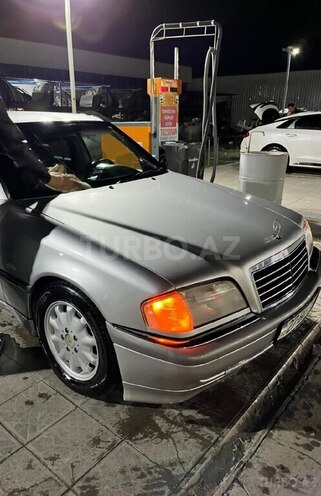 Mercedes C 240-2