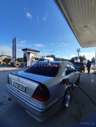 Mercedes C 240-8