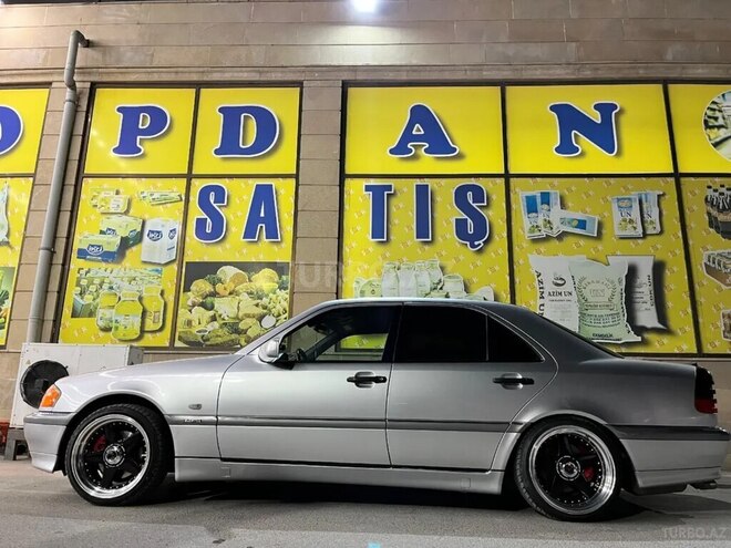 Mercedes C 240-18